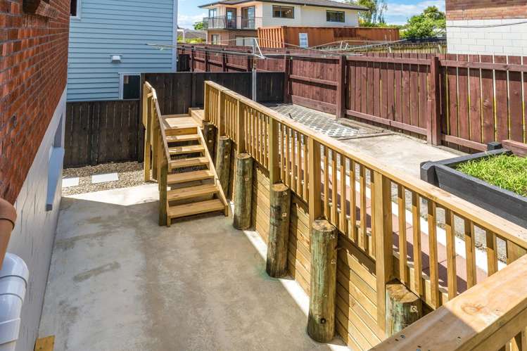 14 Waimumu Road Massey_18