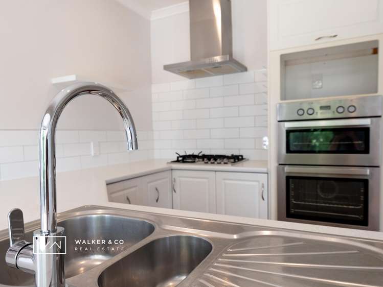 5 Iris Grove Trentham_9