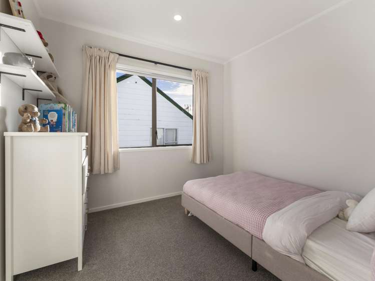 10 Bluewater Place Wattle Downs_21