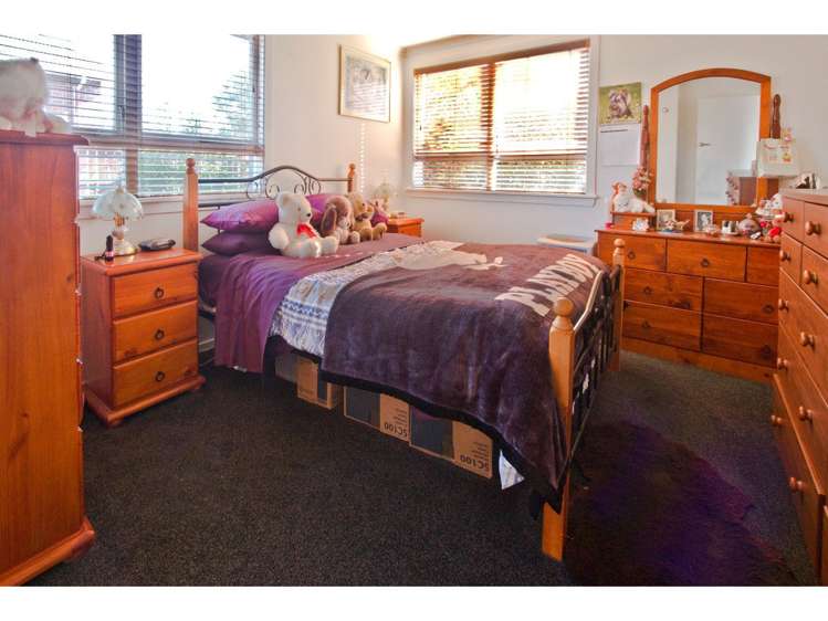 12 Grants Road Marchwiel_9