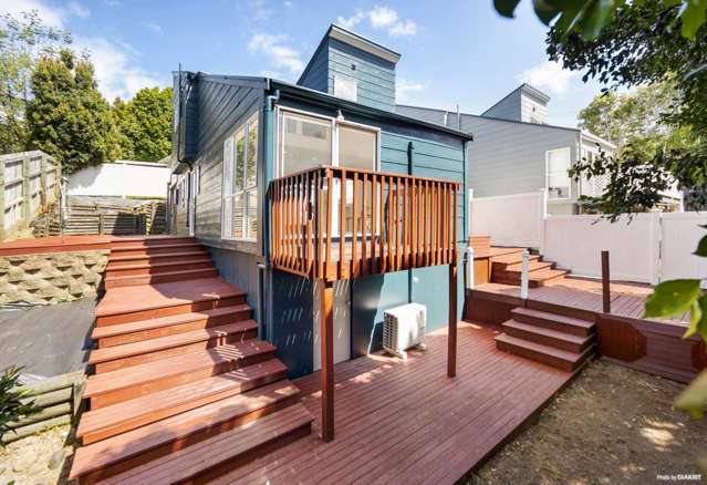 Prime Beach Haven Living – Private, Spacious!