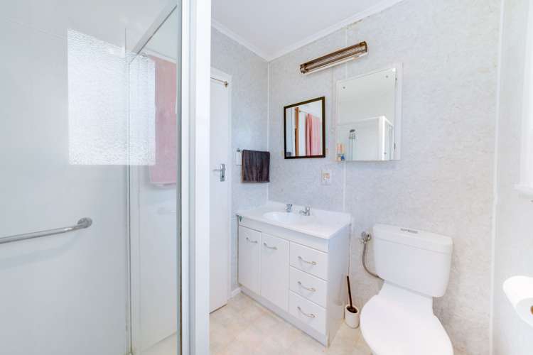 1/116 Clevedon Road Papakura_6