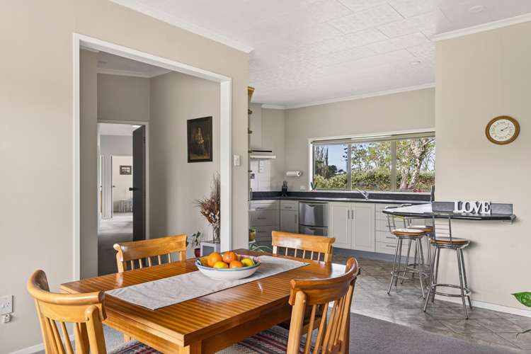 75 Sponge Bay Road Wainui_8