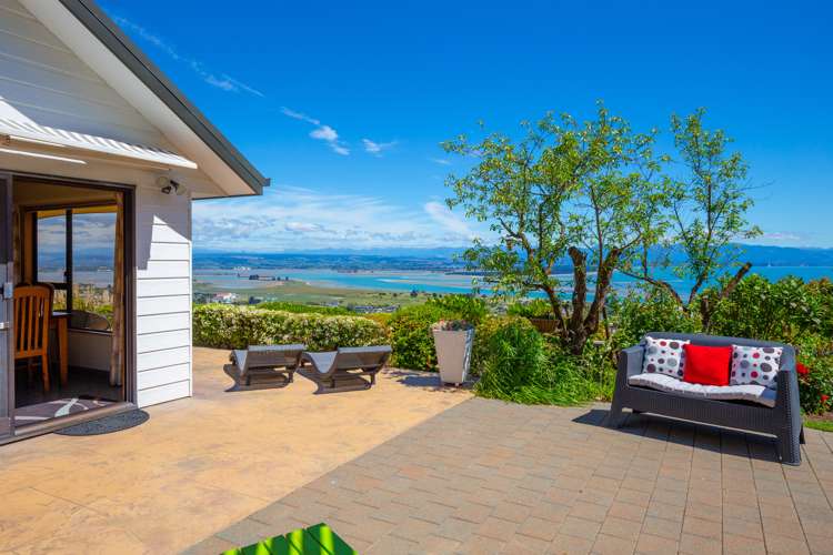 332 Princes Drive Britannia Heights_28