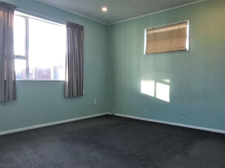 18 Morning View Titahi Bay_12