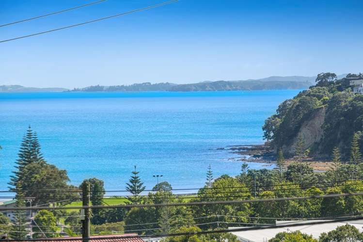 6 Kauri Road Stanmore Bay_1