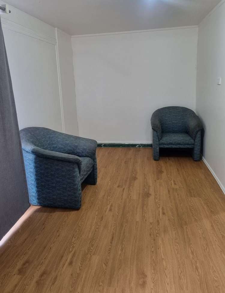 1/142 Archers Road Glenfield_2