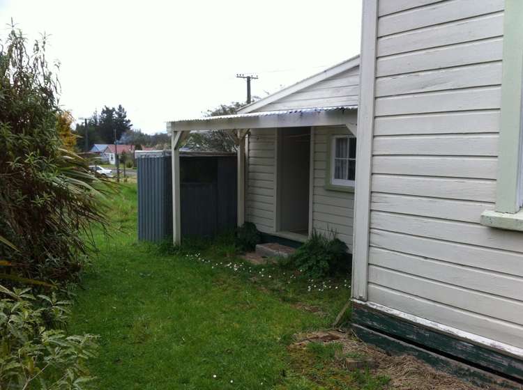 7 Sandys Street Blackball_11