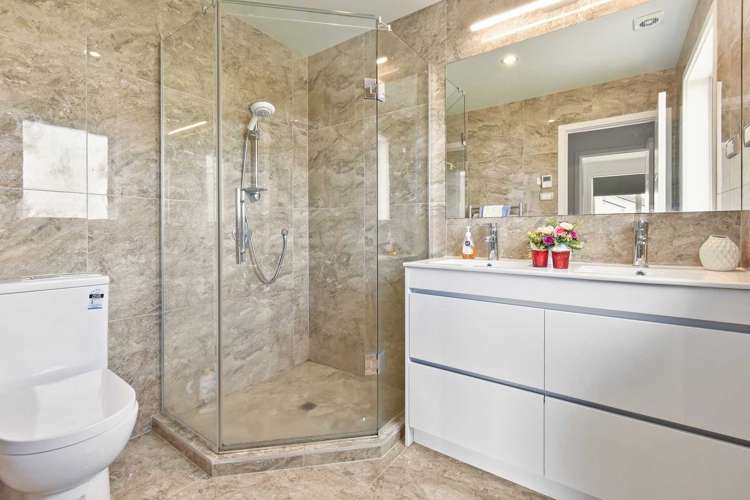 18 Edgewater Drive Karaka_21