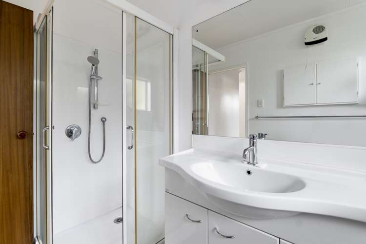 8 Warren Place Frankleigh Park_14