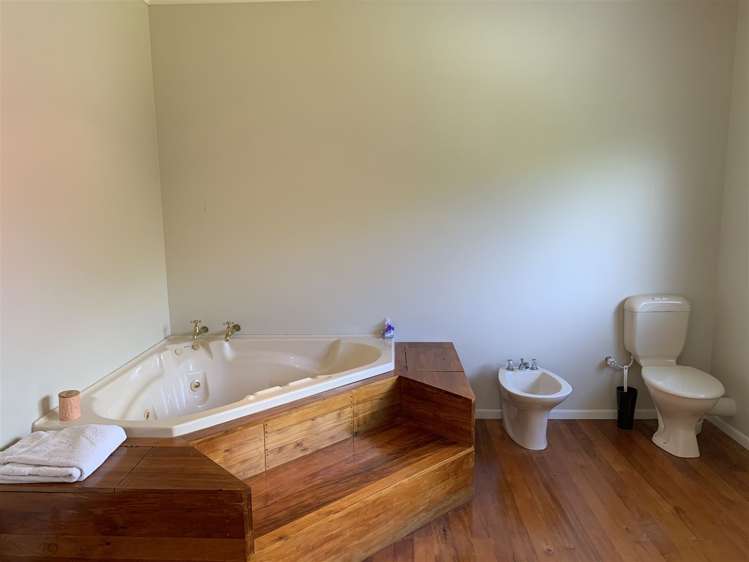 9 Sunrise Place Kekerengu_9