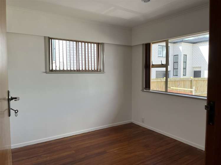 23 Pinewood Street Avondale_7