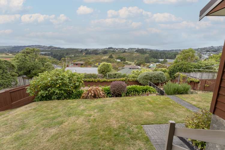 7 Montrose Grove Churton Park_35
