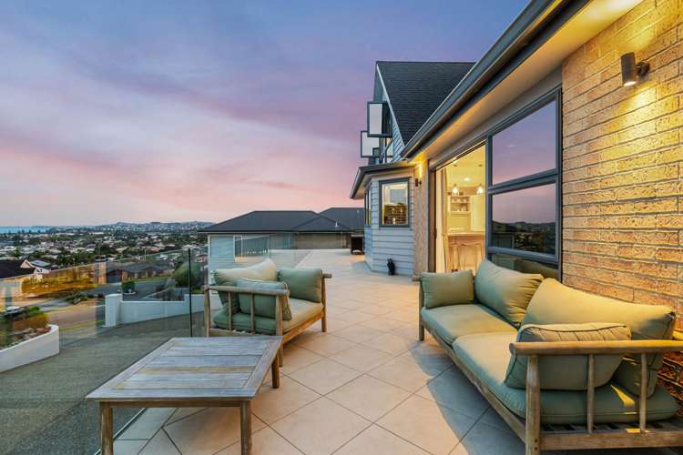 9 Dorchester Place Orewa_4