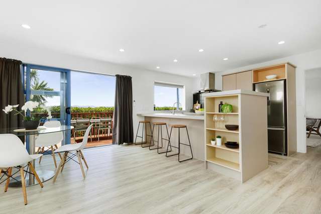 Love Entertaining with Sun and Views?