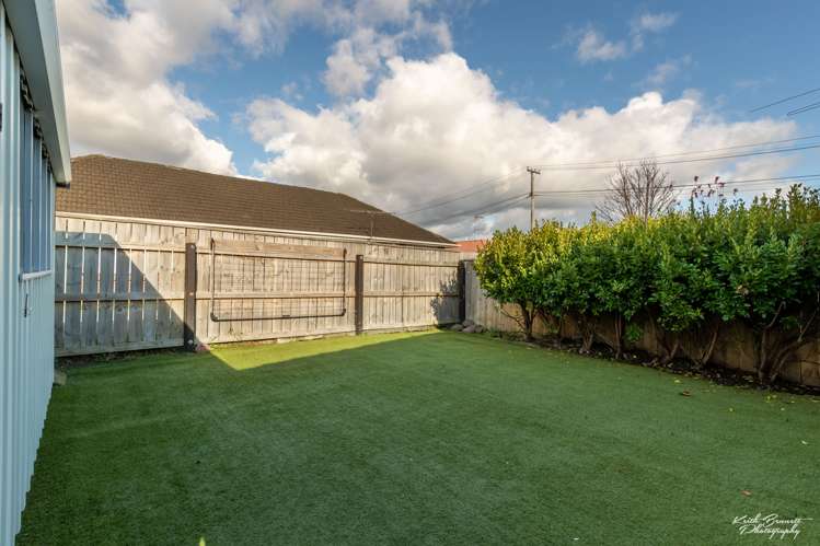 1/598 Fergusson Drive Trentham_8