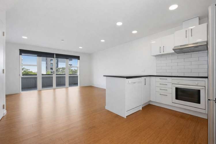 122F Newton Road Eden Terrace_6