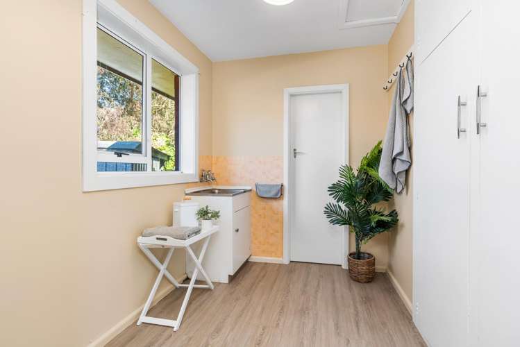 52 Mooray Avenue Bishopdale_15