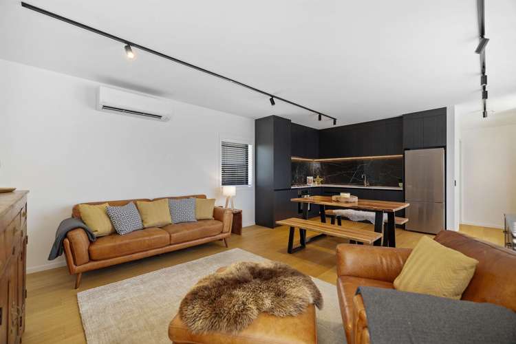 2 Boulder Lane Jacks Point_8