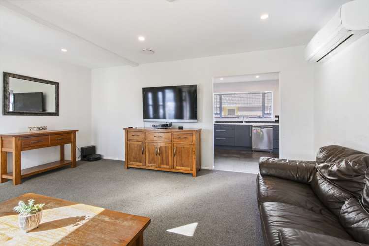 2 Warblington Street Aranui_5