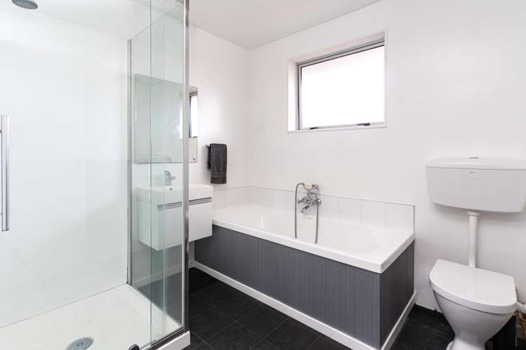 1/338 Wairakei Road Burnside_14