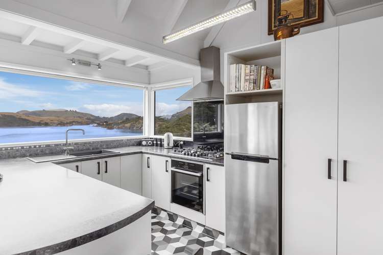 7 Magnetic Street Port Chalmers_10