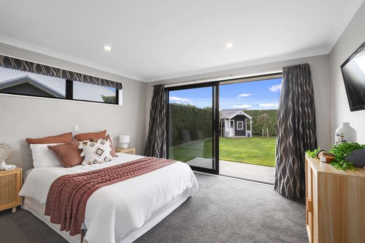 6 Watkins Place Lincoln_11