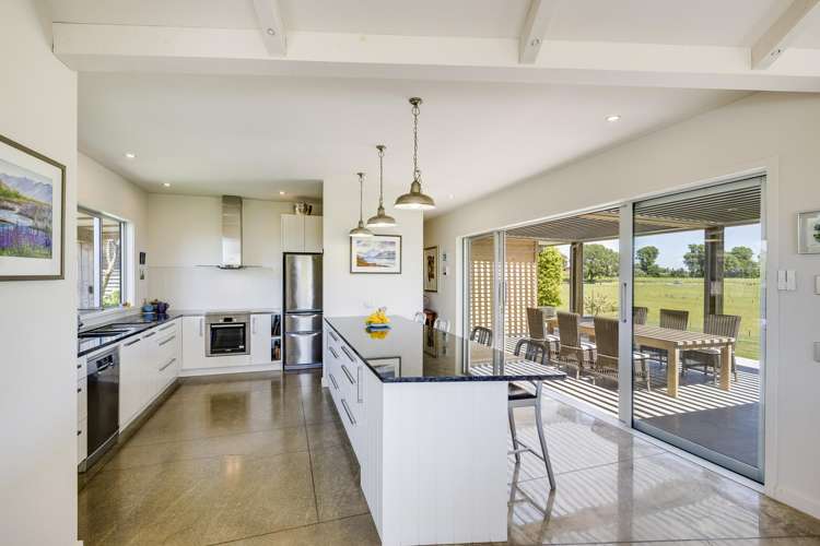 62 Home Road Haumoana_5