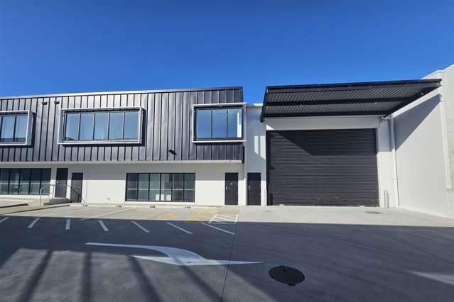 CBRE | High Quality Hobsonville Unit