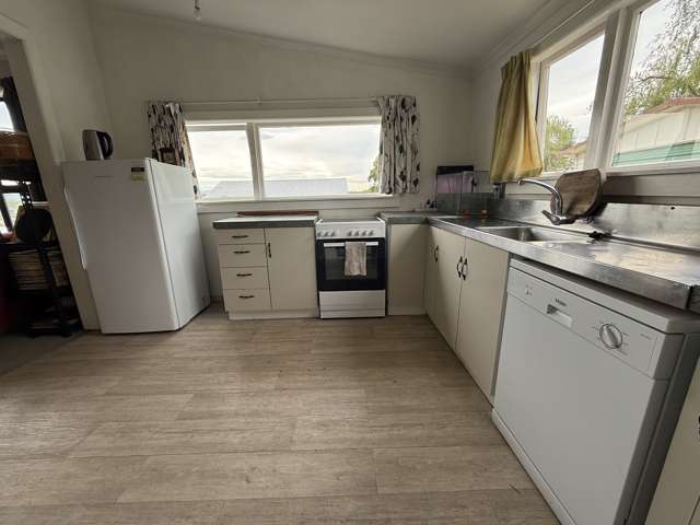 25 Torquay Street Kaitangata_1