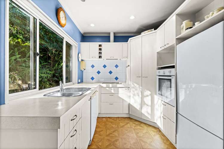 32 France Road_4