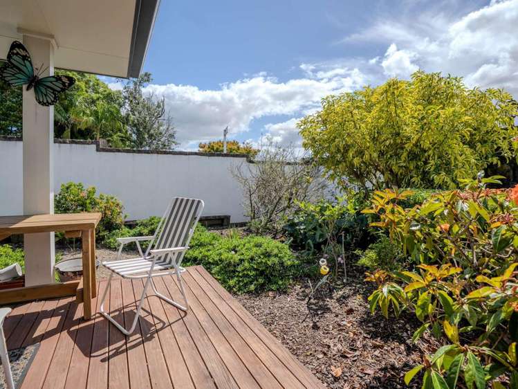 2 Dennis Yates Way_3