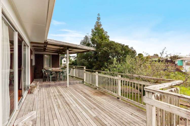 64 Holly Street Avondale_8