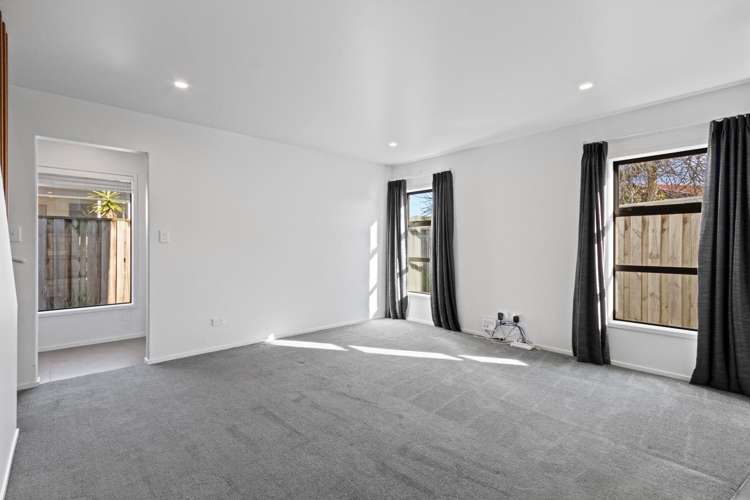 7/22 Campbell Street 1067_9