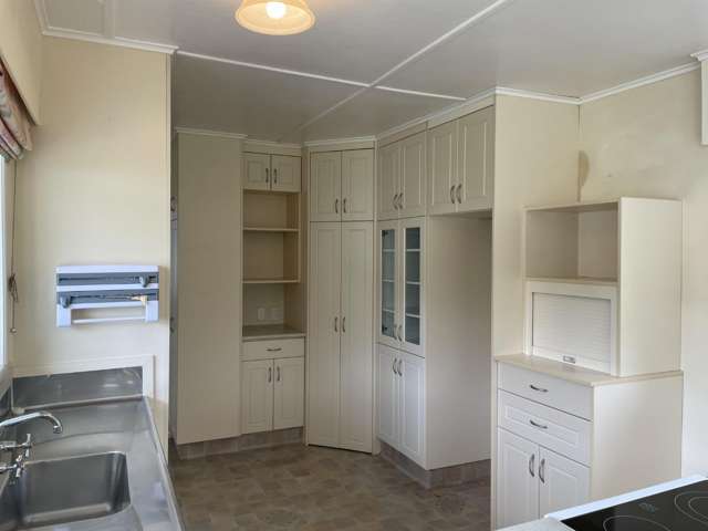 67 Brentwood Street 11322_3