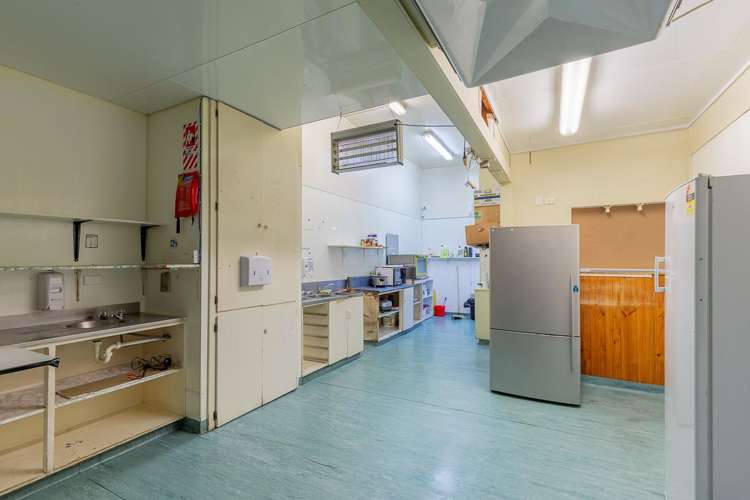 20-22 High Street Picton_9