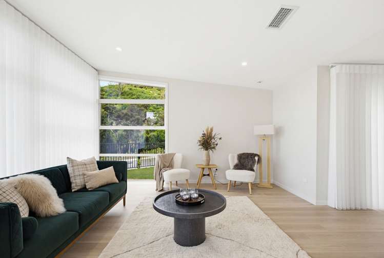 6 Homestead Avenue Stoke_2