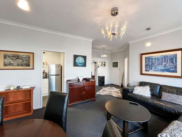 113A King Street South 10482_2