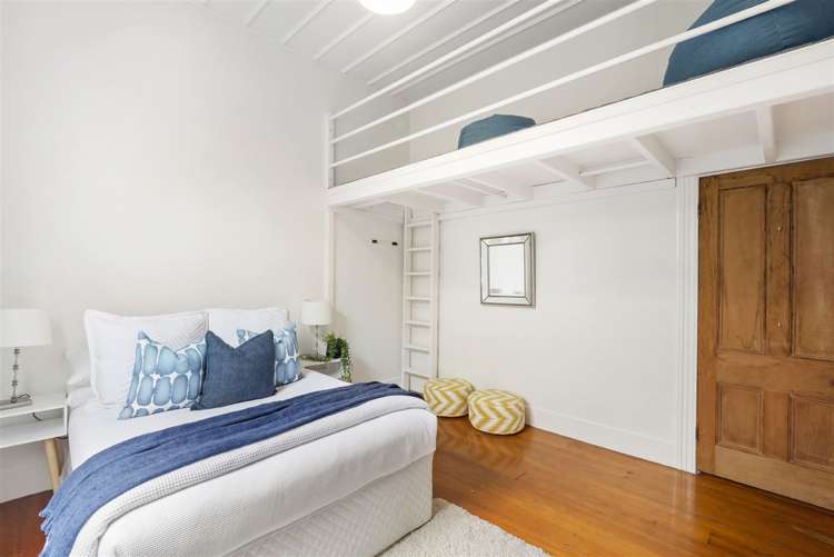 9 Summer Street Stanley Point_16