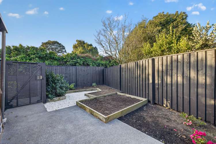 12/37 Cornwall Street Saint Albans_33
