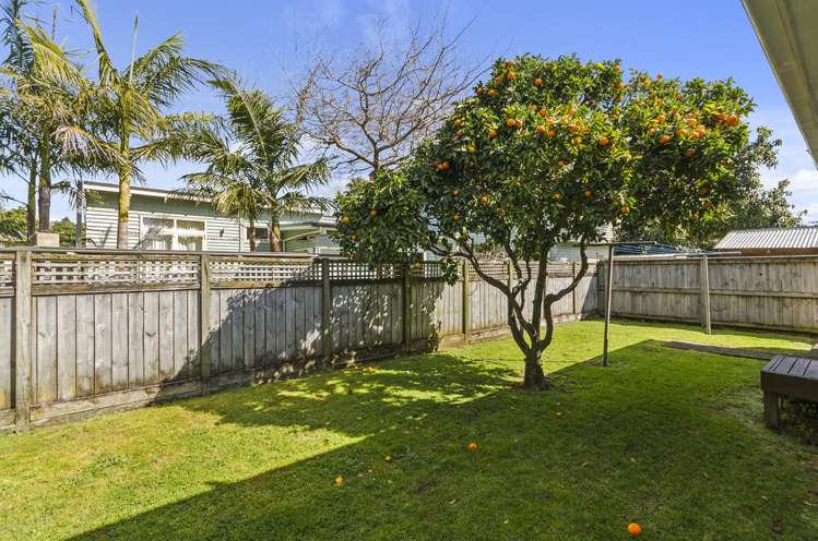 2/60 Taikata Road Te Atatu Peninsula_11