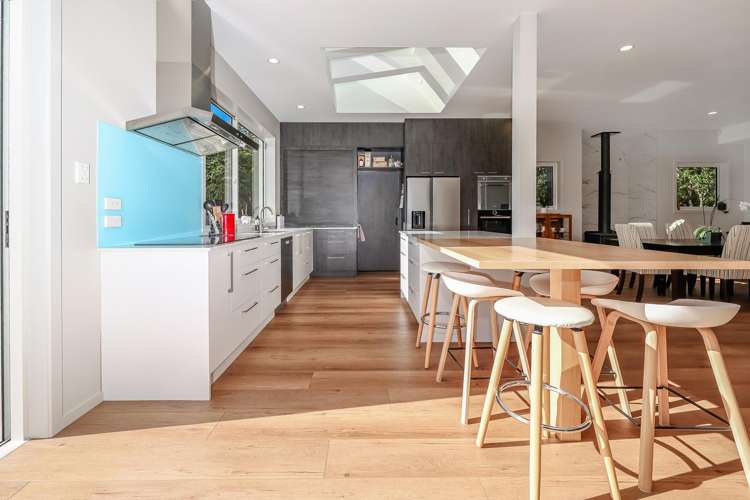 8 Short Street Waitati_5