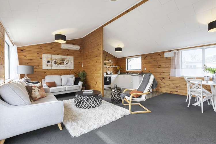 2/44 Hayman Place Beach Haven_1