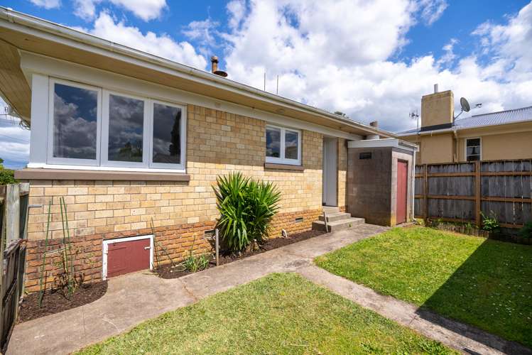 2 Mclean Street Kensington_11