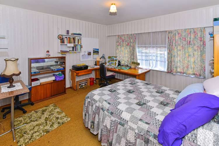 12 Michelle Place Mangere_11