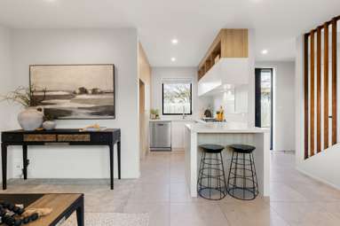3/60 Sandwich Road_2