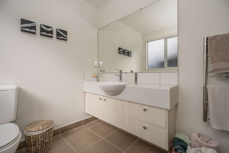 14 Vista Paku Pauanui_13