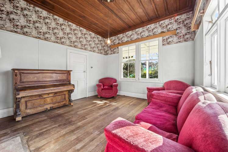 42 Boord Crescent Kumeu_16