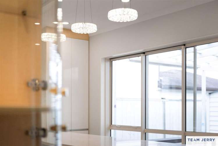 233 Murphys Road Flat Bush_29