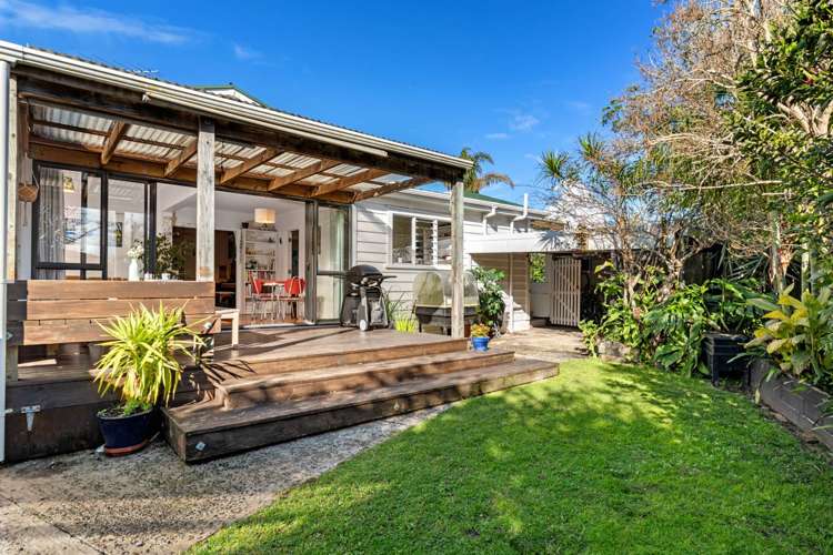 9 Sinclair Street Devonport_14